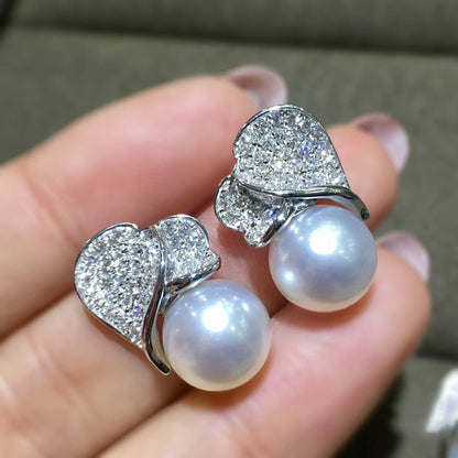Romantic Pearl Earring for Special Moments