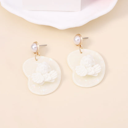 Delicate Artisan Pearl Earring