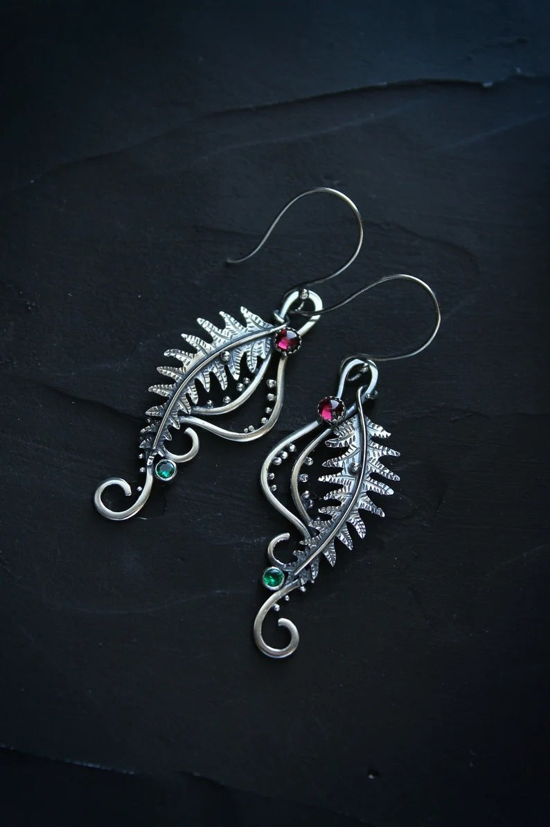 Vintage Handmade Earring