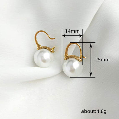 Romantic Pearl Earring for Special Moments