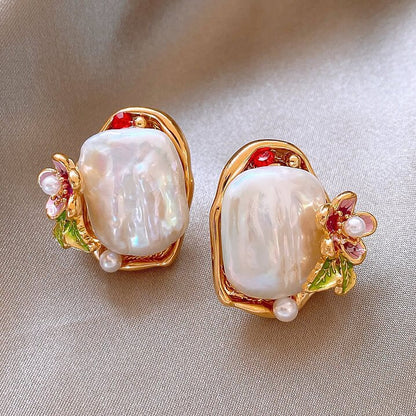 Stunning Pearl Earring for Daily Wear