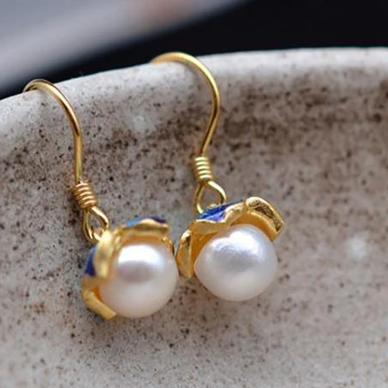 Vintage Handmade Gold Earring