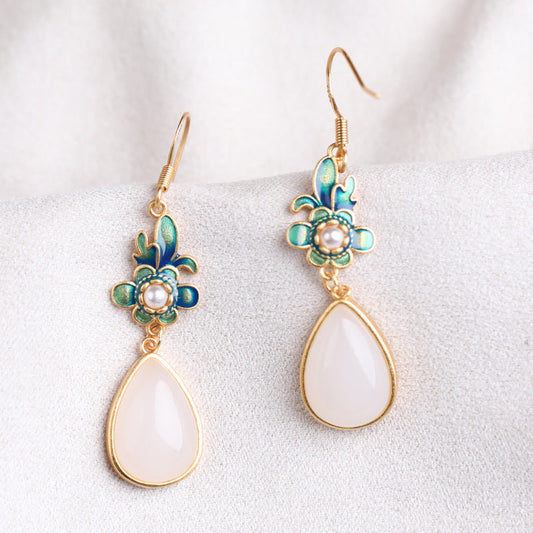 Vintage Handmade Gold Earring