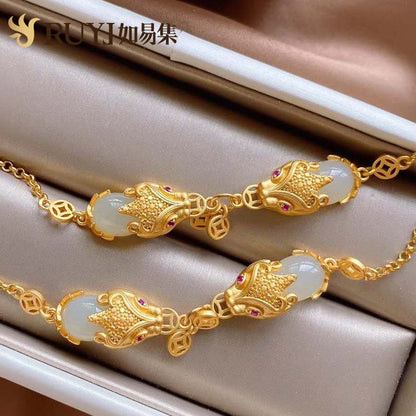Charming Silver Bracelet for Any Occasion