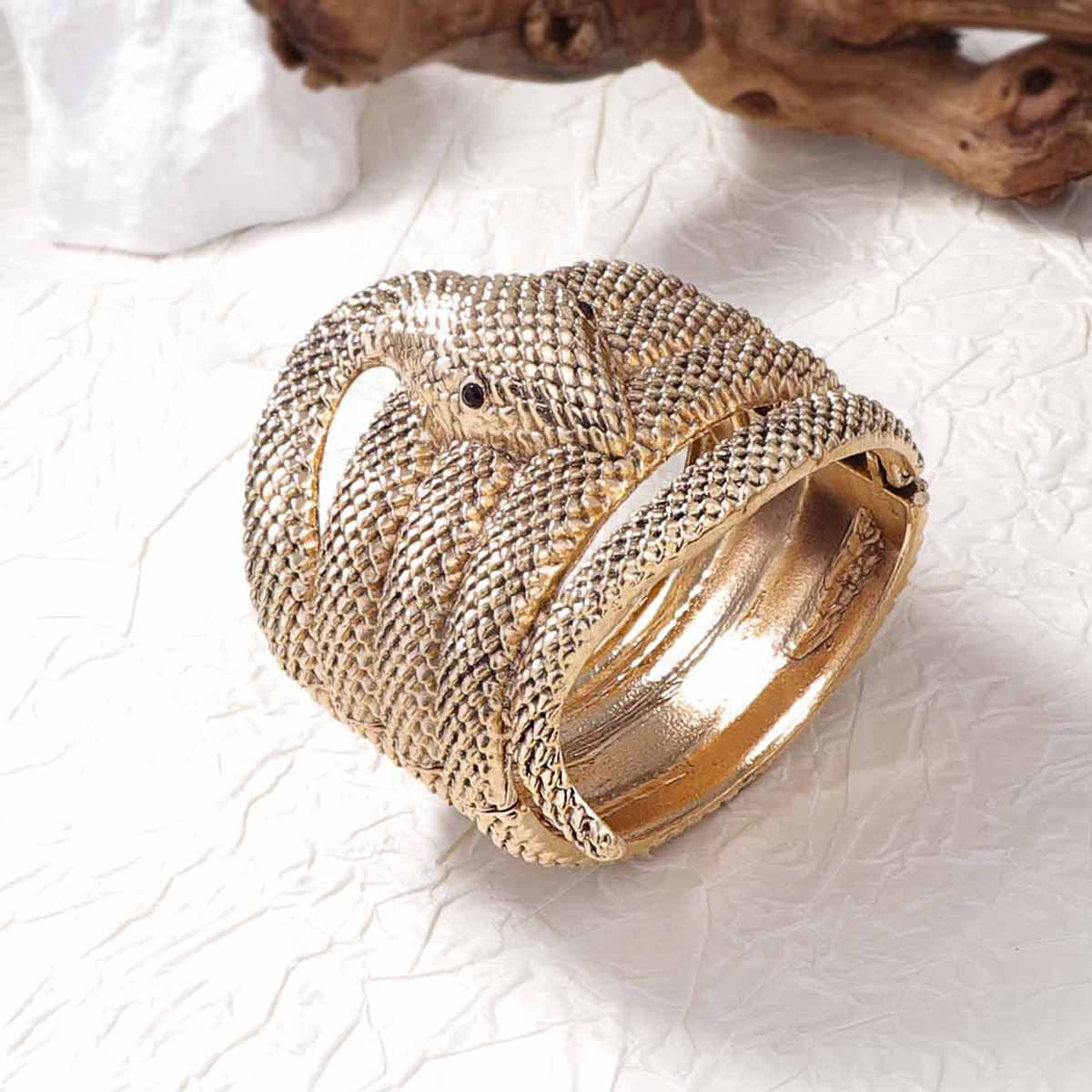Romantic Bracelet for Special Moments