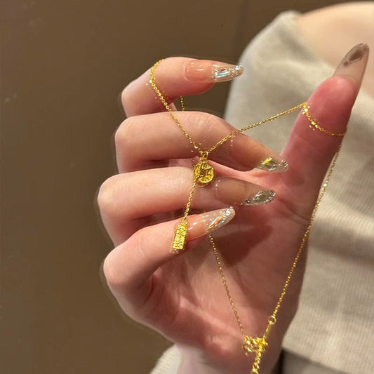 Classic Gold Necklace with Timeless Appeal