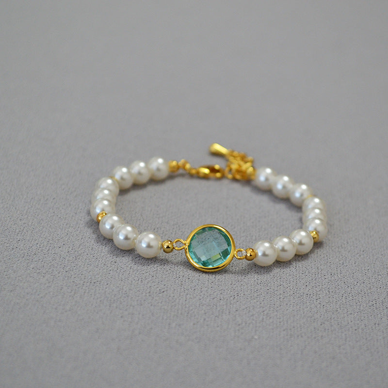 Classic Pearl Bracelet with Timeless Appeal