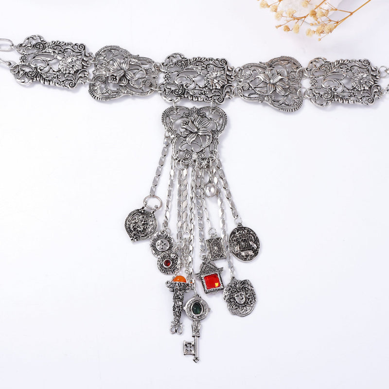 Stunning Silver Necklace for Daily Wear