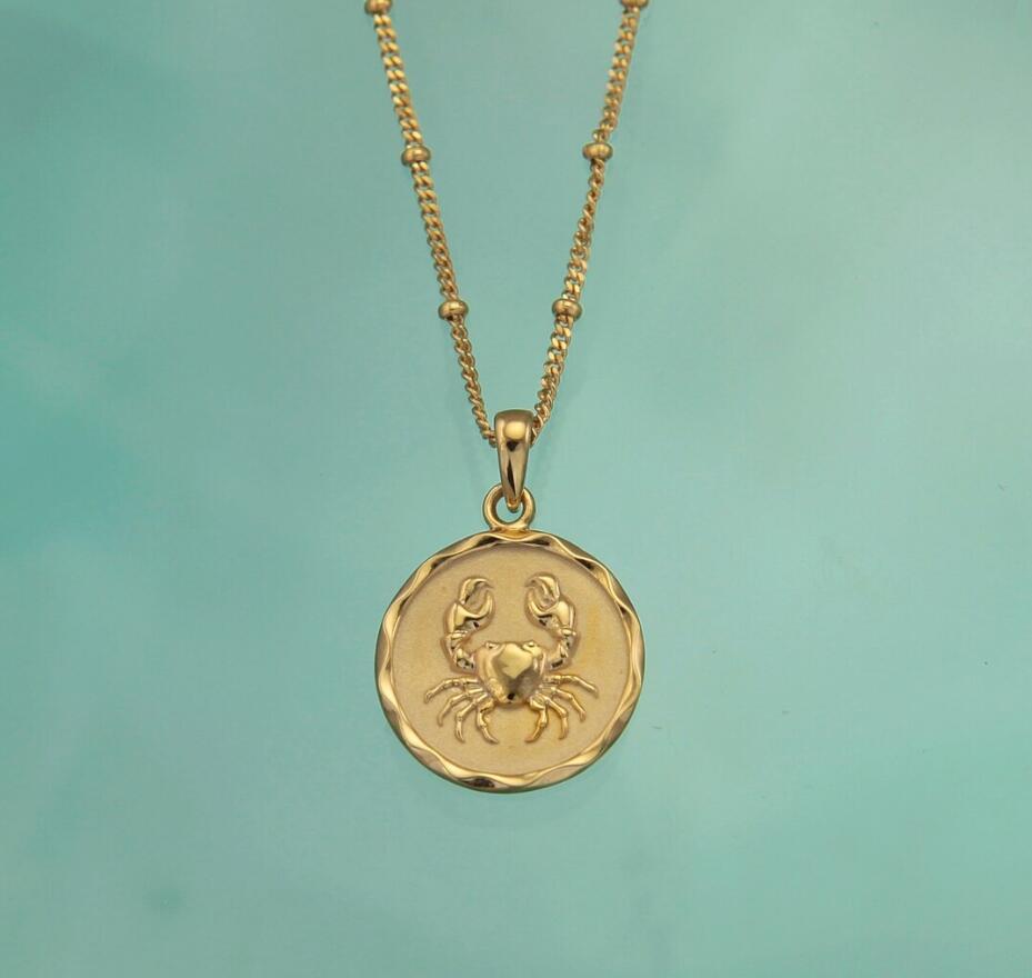 Beautiful Gold Necklace with Unique Style