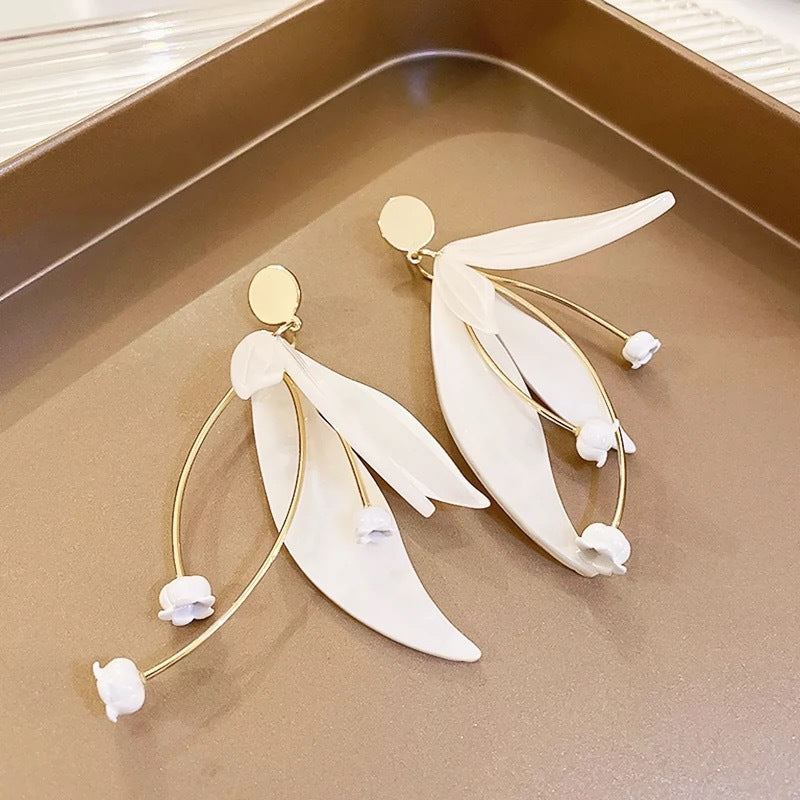 Beautiful Earring with Unique Style