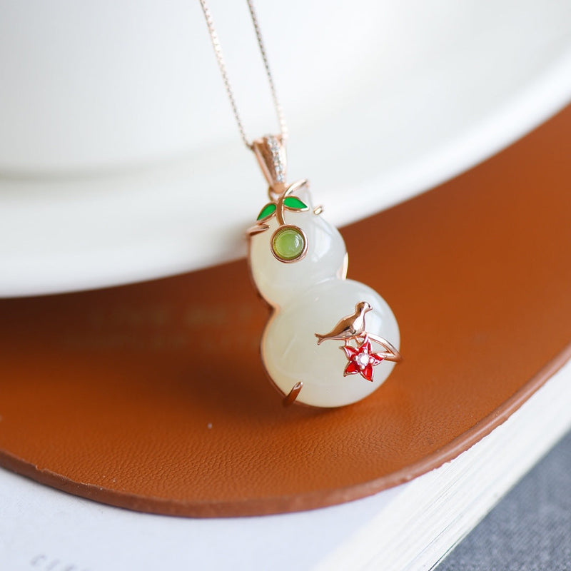 Stunning Gold Necklace for Daily Wear