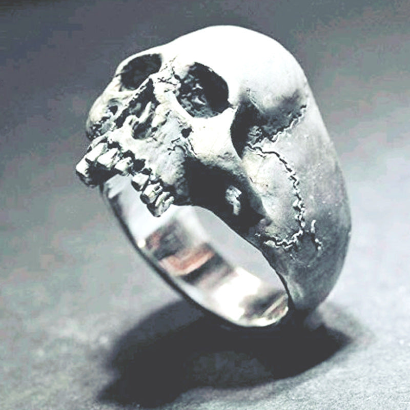 Stunning Silver Ring for Daily Wear