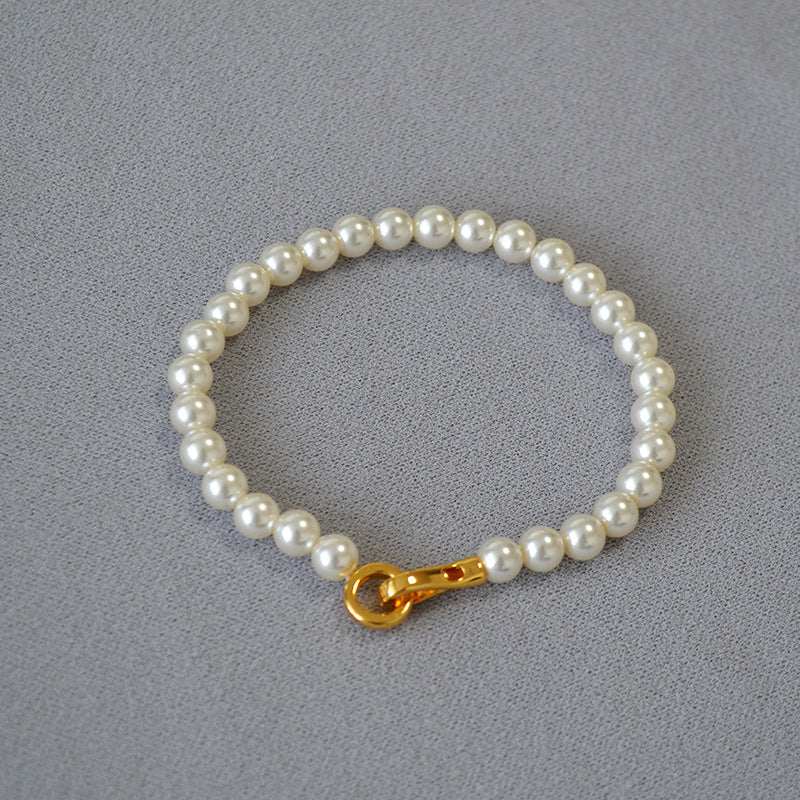 Stunning Gold Bracelet for Daily Wear