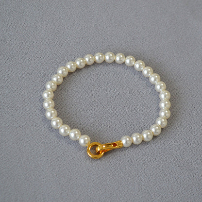 Stunning Gold Bracelet for Daily Wear