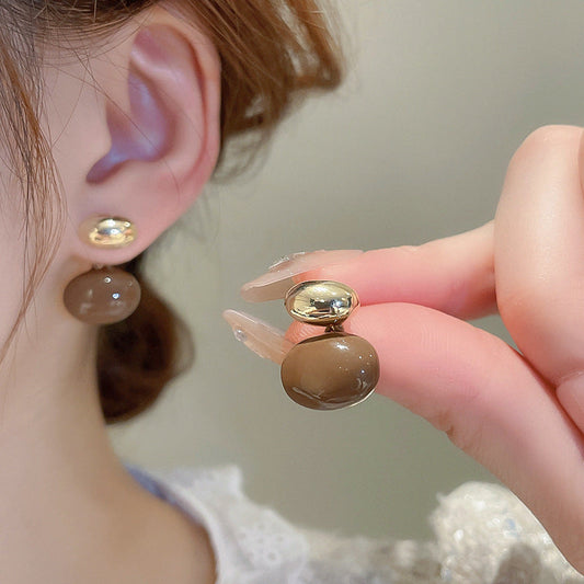 Classic Earring with Timeless Appeal