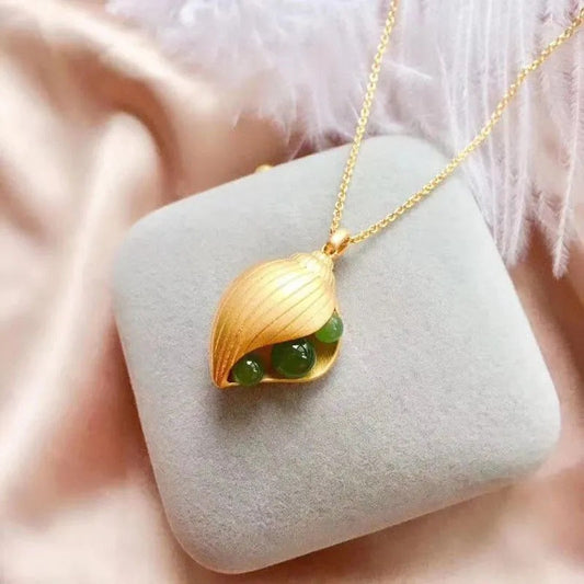 Stunning Gold Necklace for Daily Wear