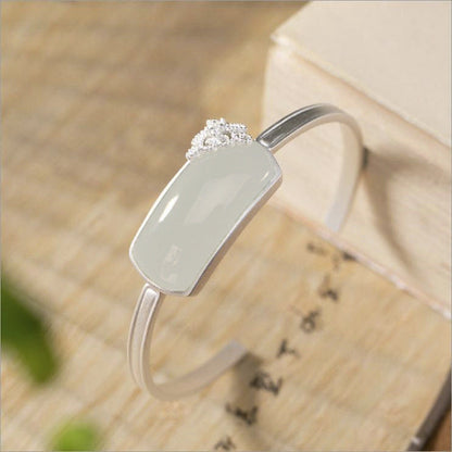Beautiful Bracelet with Unique Style