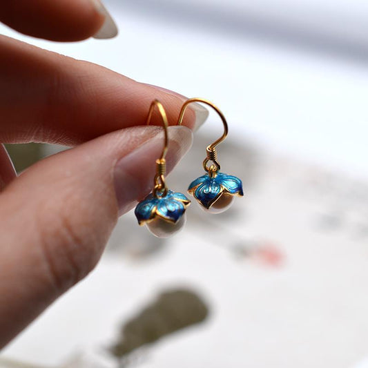 Vintage Handmade Gold Earring