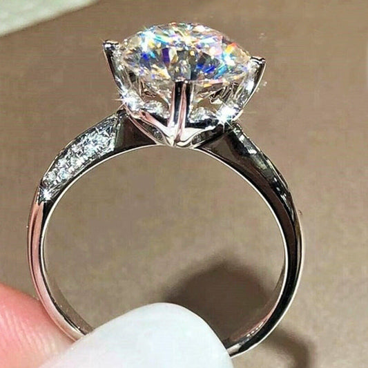Beautiful Ring with Unique Style