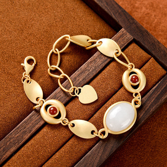 Romantic Gold Bracelet for Special Moments