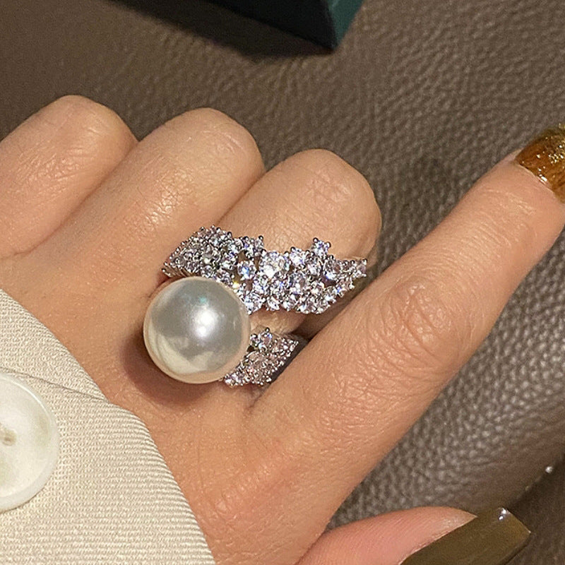 Charming Pearl Ring for Any Occasion