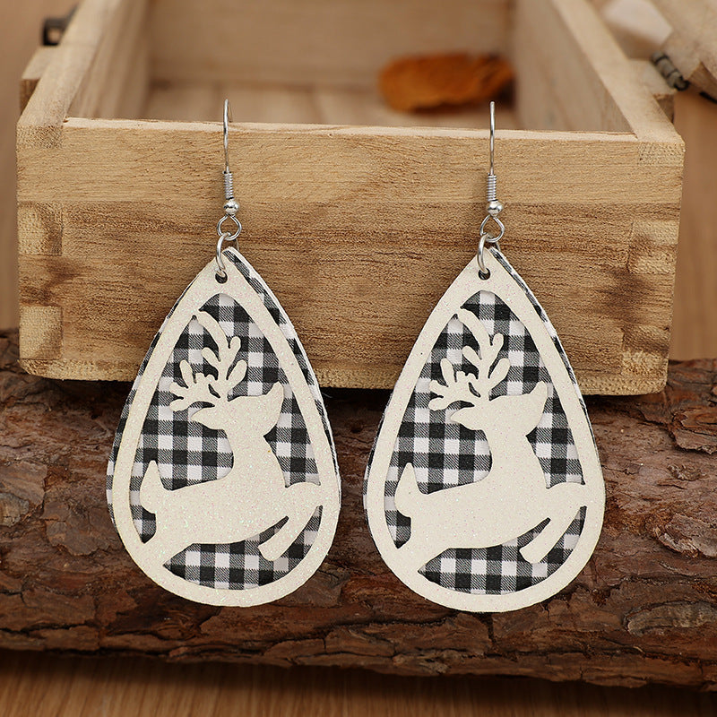 Romantic Gold Earring for Special Moments