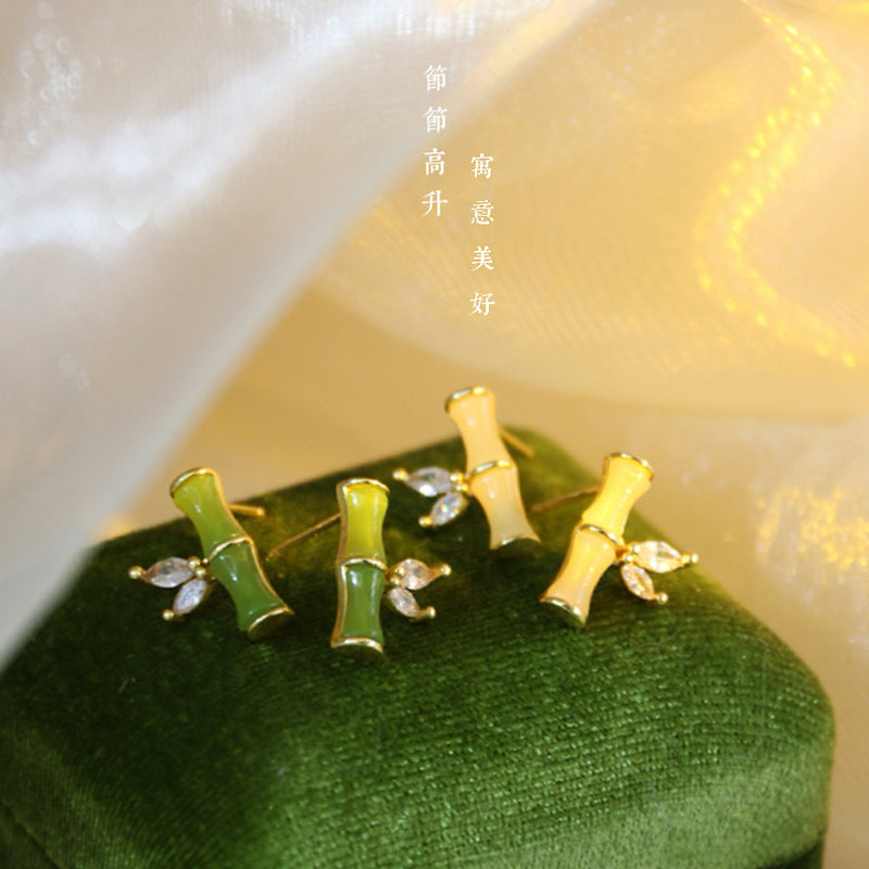 Stunning Silver Earring for Daily Wear
