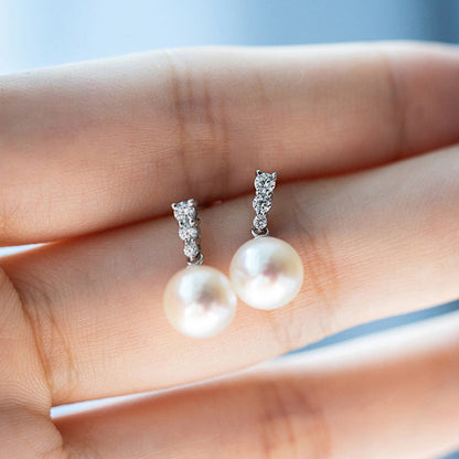 Delicate Artisan Pearl Earring