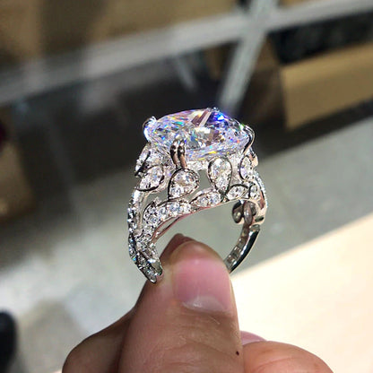 Beautiful Ring with Unique Style