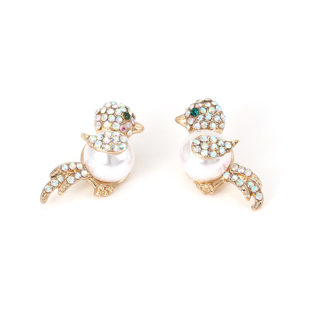 Classic Pearl Earring with Timeless Appeal