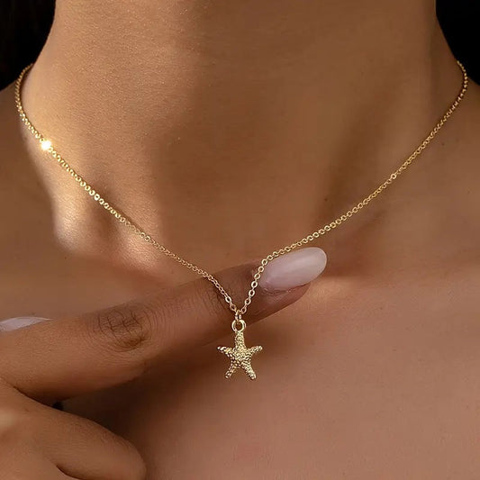 Stunning Gold Necklace for Daily Wear