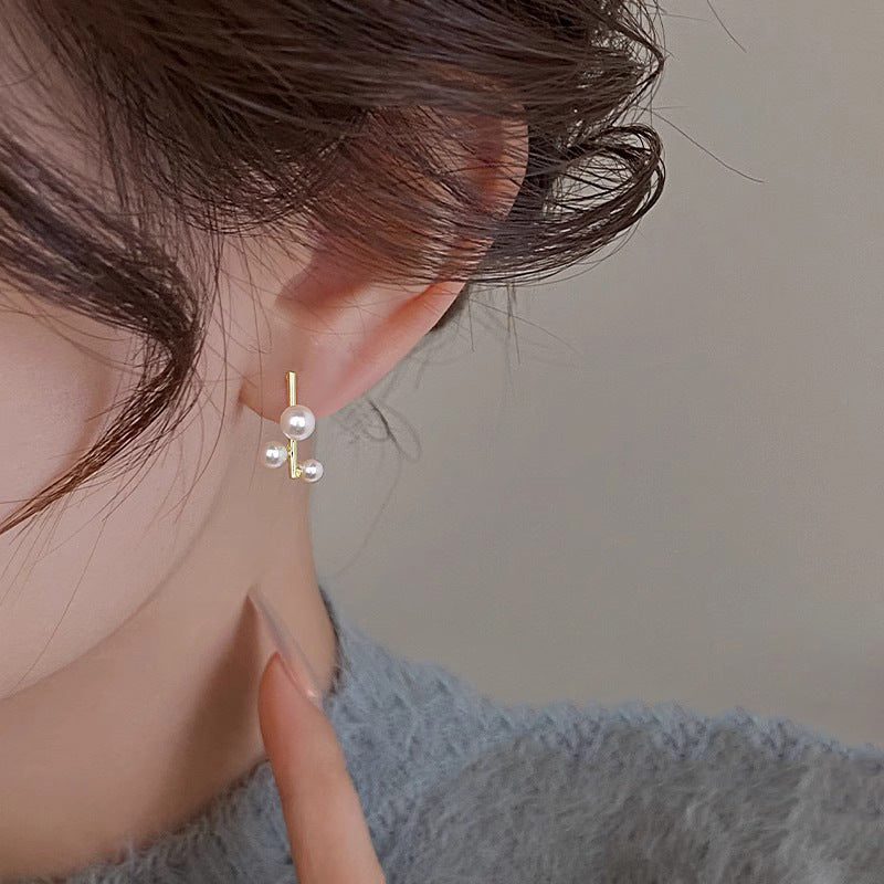 Charming Pearl Earring for Any Occasion