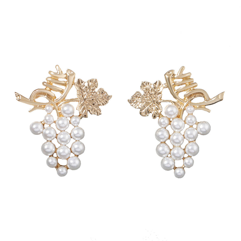 Romantic Pearl Earring for Special Moments