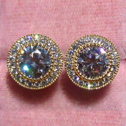 Charming Earring for Any Occasion