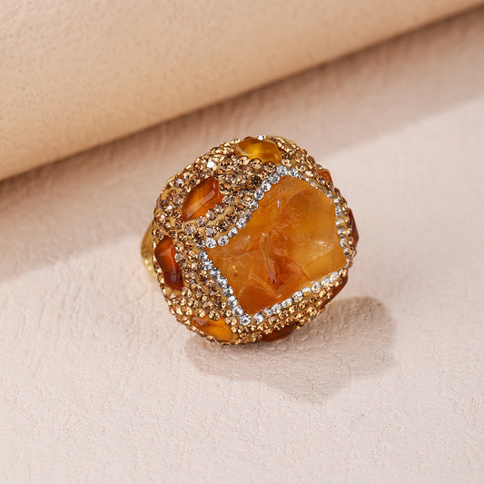 Romantic Gold Ring for Special Moments