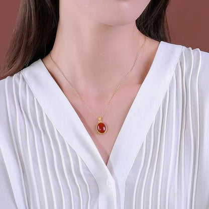 Beautiful Gold Necklace with Unique Style