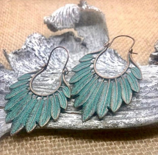 Elegant Gold Earring for Every Occasion