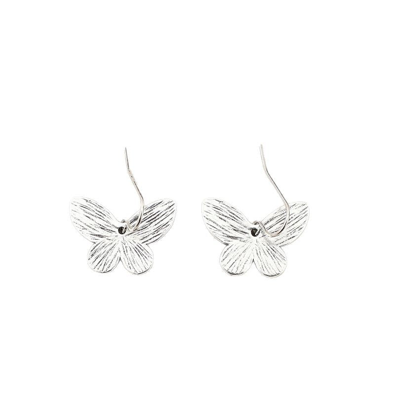 Elegant Silver Earring for Every Occasion