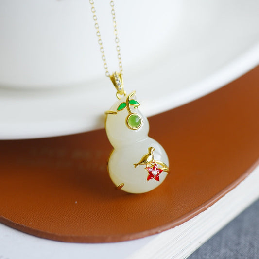 Stunning Gold Necklace for Daily Wear