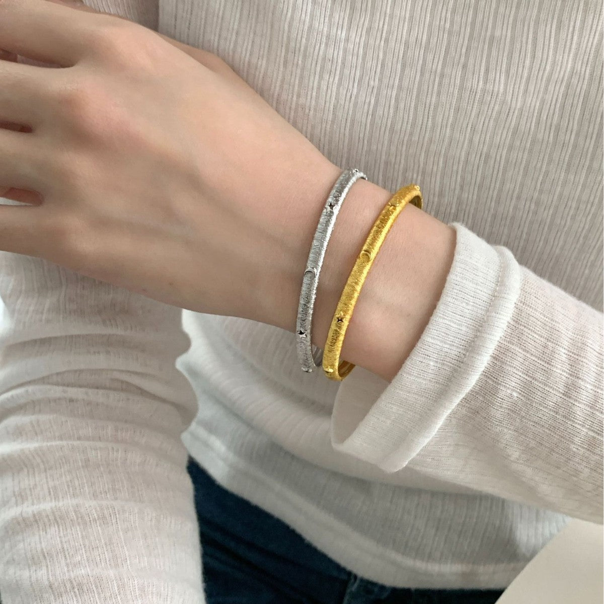 Beautiful Bracelet with Unique Style