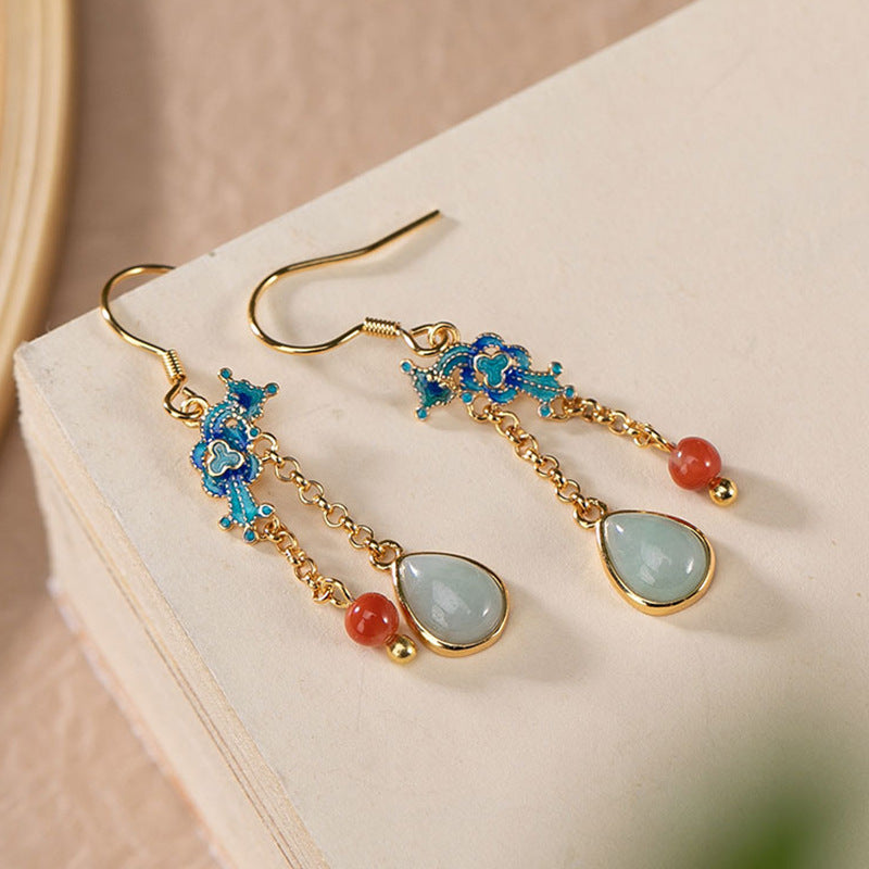 Classic Earring with Timeless Appeal