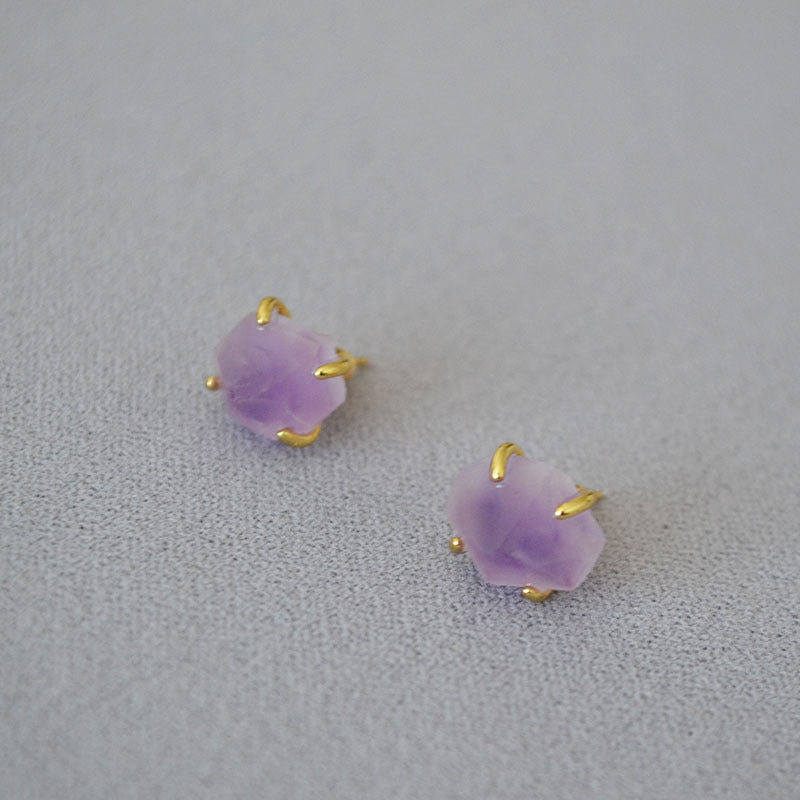 Vintage Handmade Gold Earring