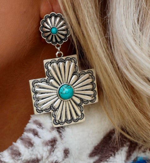 Elegant Earring for Every Occasion
