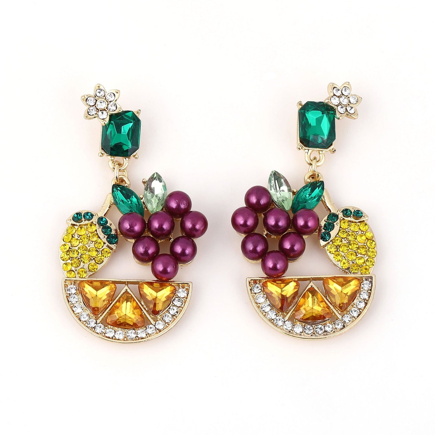 Classic Pearl Earring with Timeless Appeal