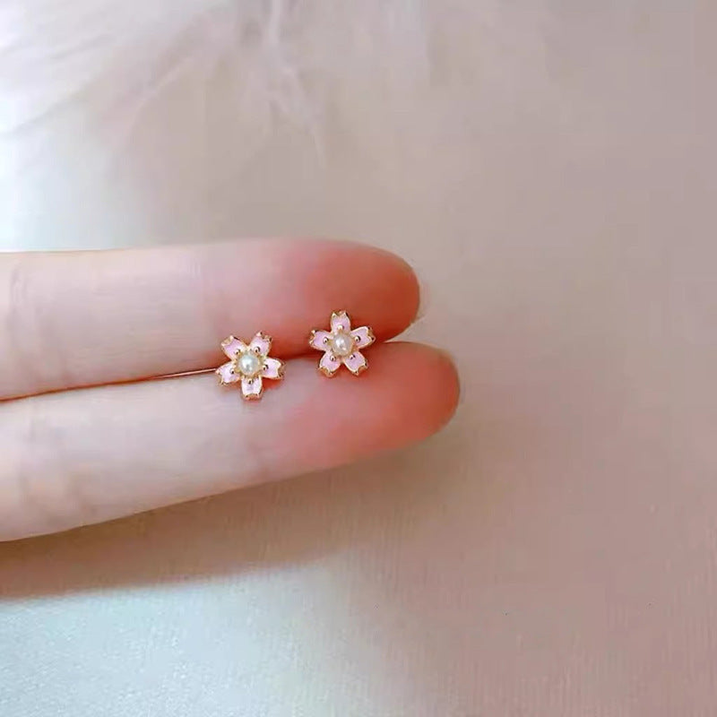 Charming Pearl Earring for Any Occasion