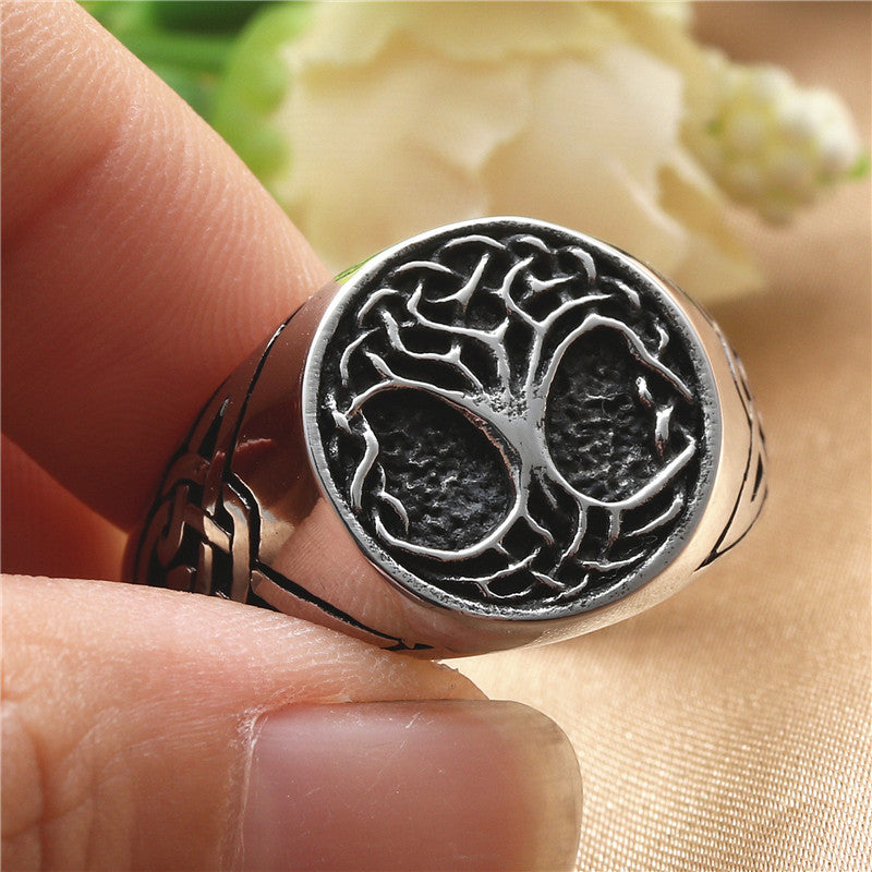 Charming Ring for Any Occasion