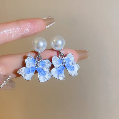 Delicate Artisan Pearl Earring
