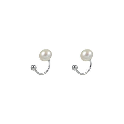 Classic Pearl Earring with Timeless Appeal