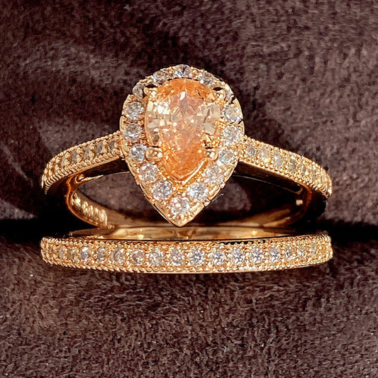 Classic Gold Ring with Timeless Appeal