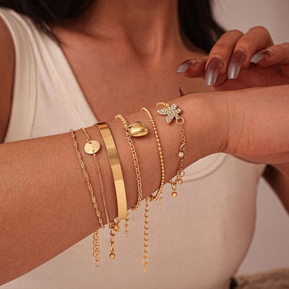 Classic Gold Bracelet with Timeless Appeal